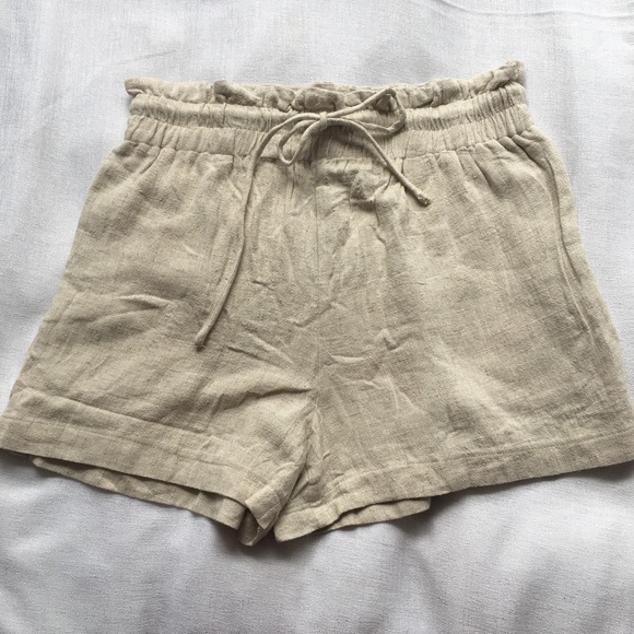Petal & Pup Hawthorne Shorts Paper Bag High Waist Size US 12 New NWT Beige - Picture 2 of 7